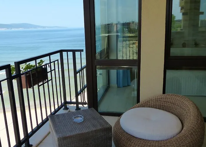 Oasis Beach Studios Sunny Beach