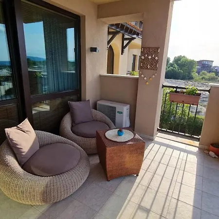 Oasis Beach Studios Apartment Sunny Beach