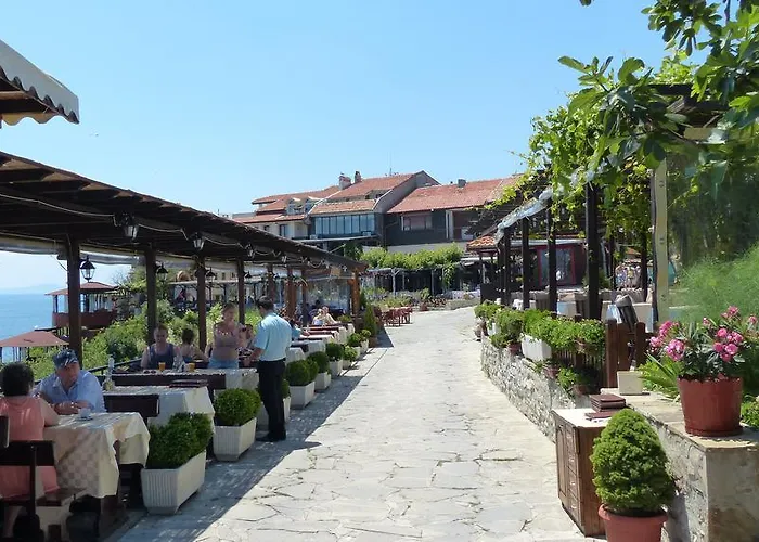 Апартаменти Oasis Сонячний Берег